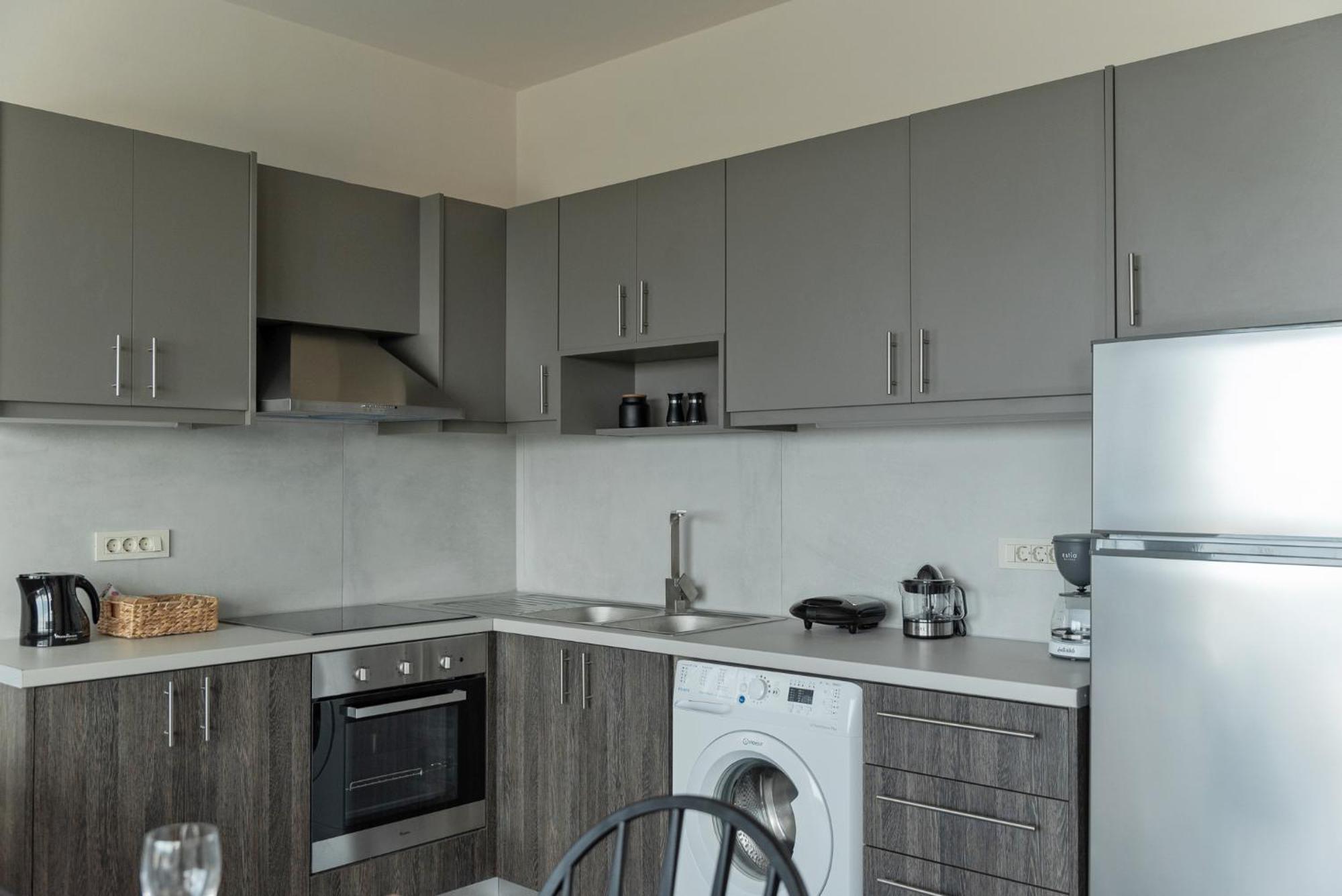 Oliva Verde Residences Galatas  Экстерьер фото